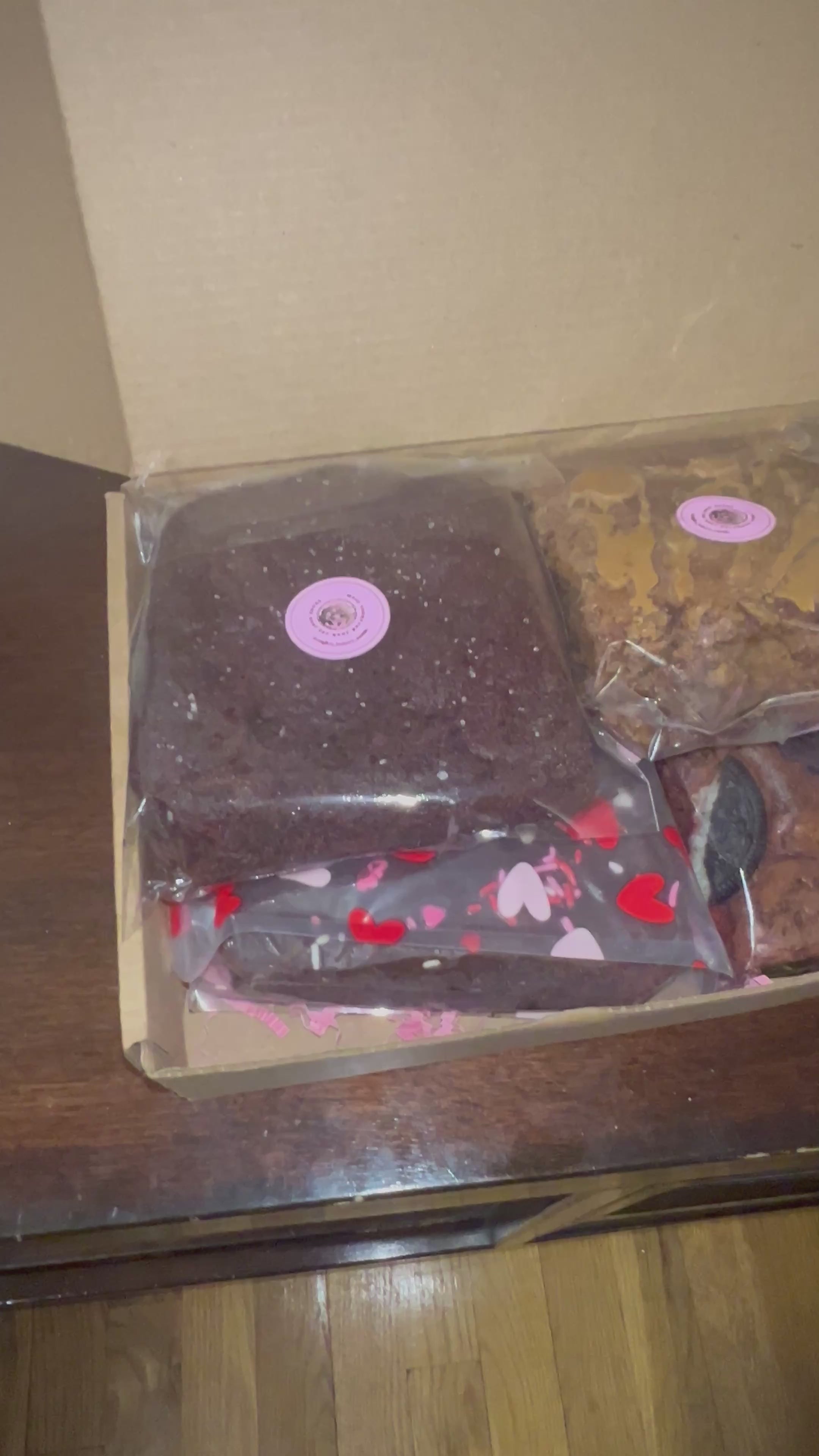 Large Viral Brownie Flight 🍫✨